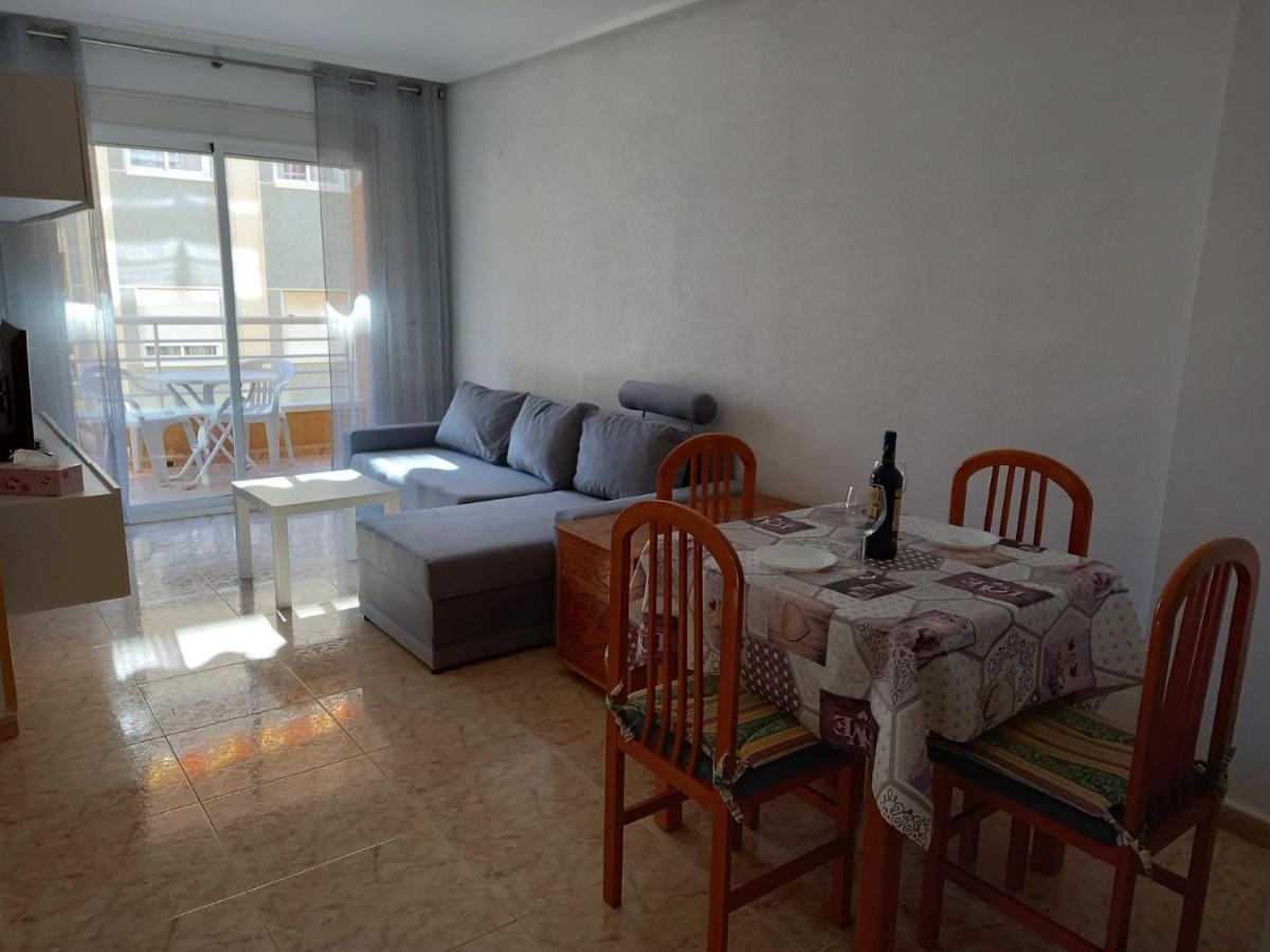 Julia'S Paradise Apartment Torrevieja Dış mekan fotoğraf